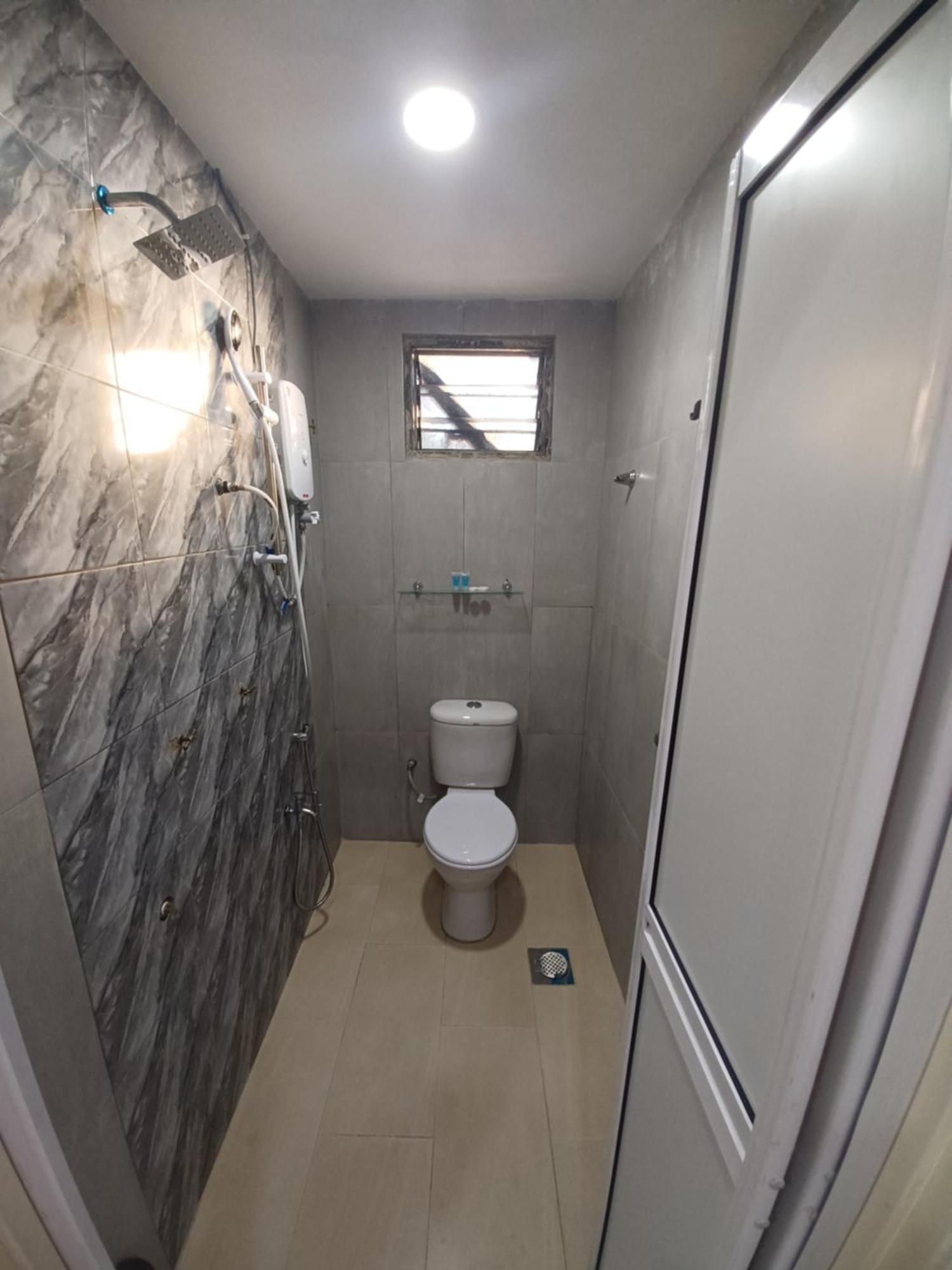 The Serai Cottage Transit Hotel Kampong Gong Badak Rom bilde