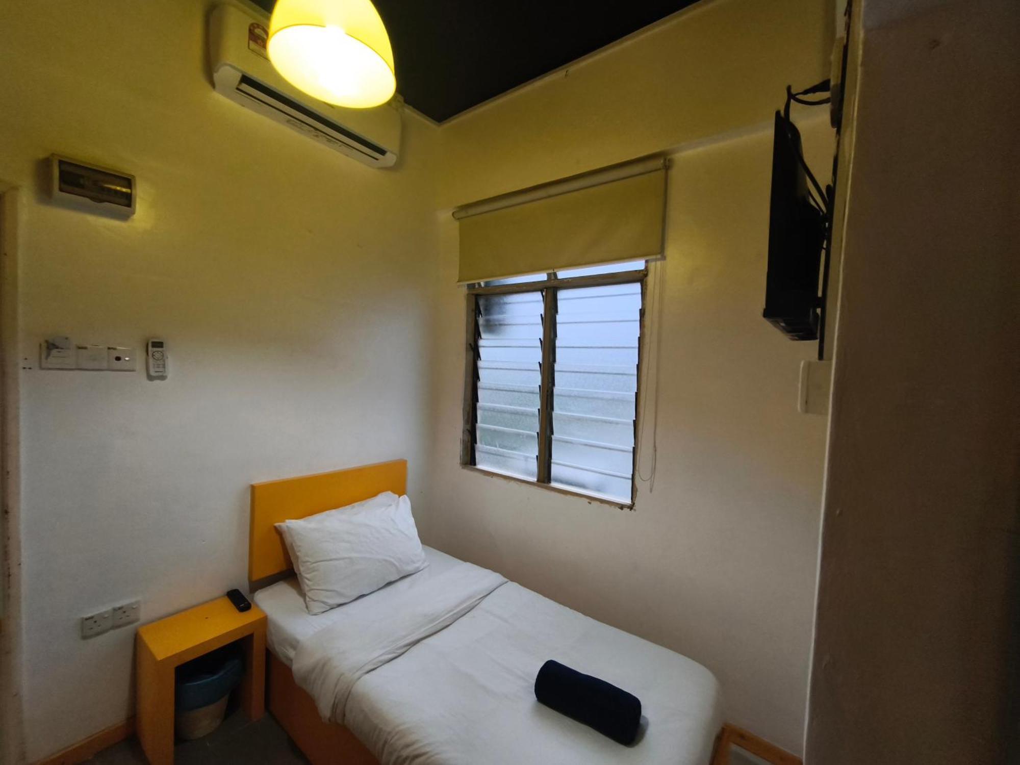 The Serai Cottage Transit Hotel Kampong Gong Badak Rom bilde