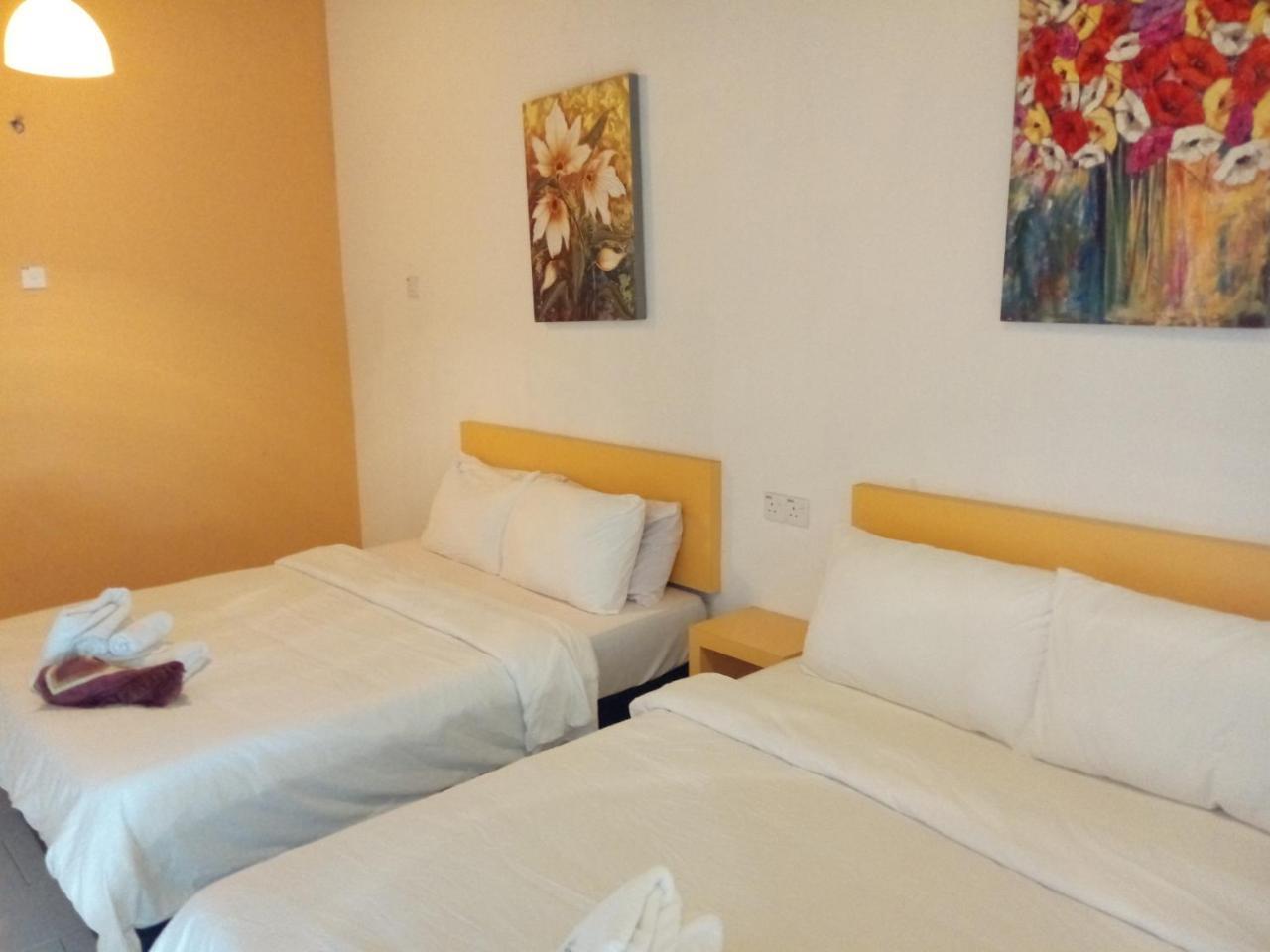 The Serai Cottage Transit Hotel Kampong Gong Badak Eksteriør bilde